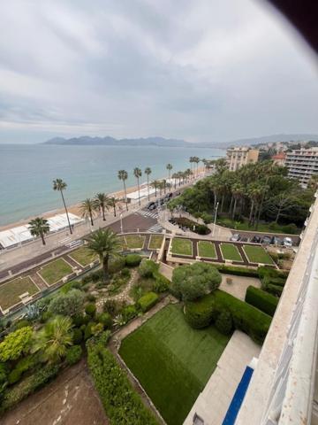 Jane De Cannes Kültér fotó